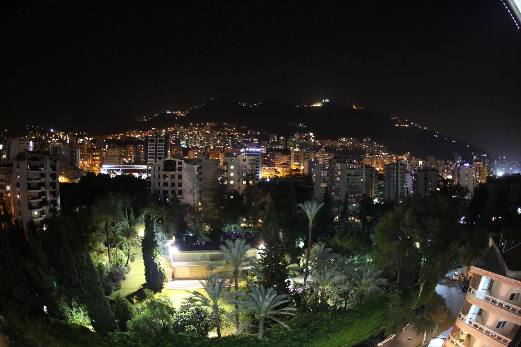 Vista Del Mar Hotel Джуния Экстерьер фото